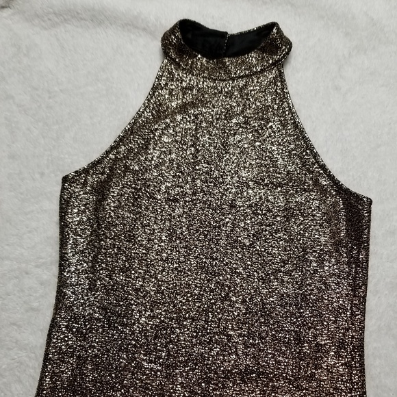 Dress - Picture 2 of 4